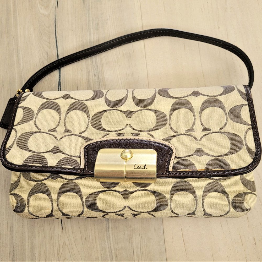 Coach ClutchWristlet